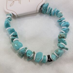 Turquoise and White Beaded Bracelet
